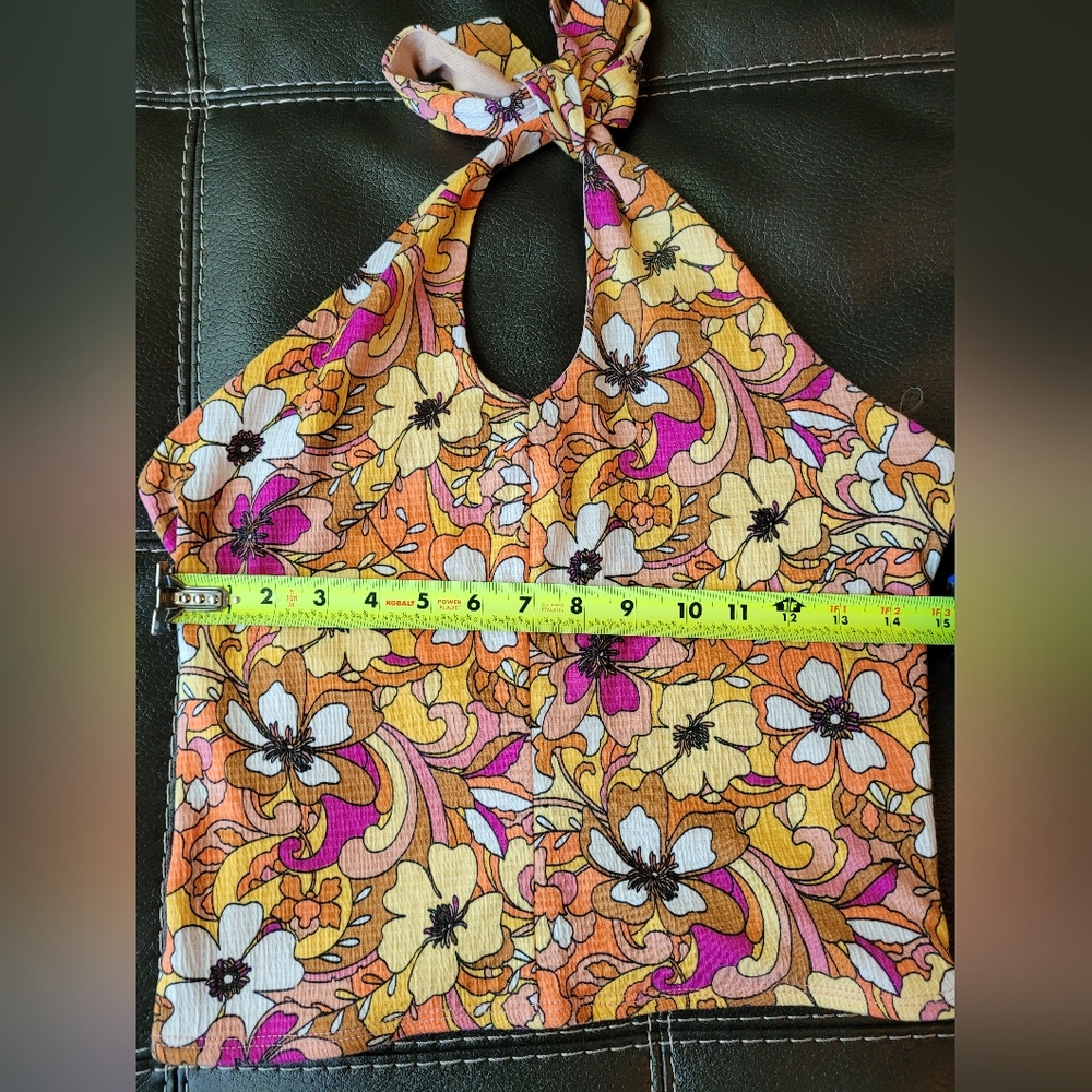 Halter Top - Picture 5 of 11